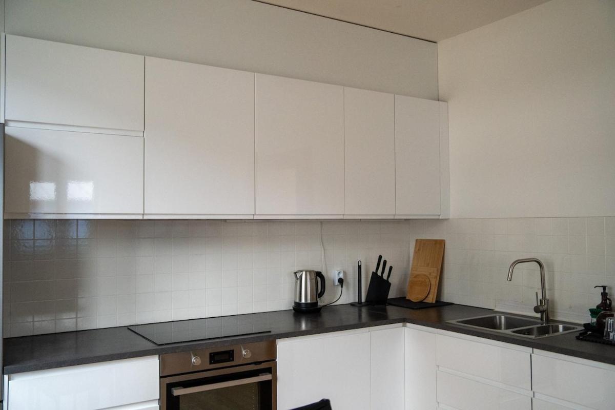 Apartment Modern With Own Parking Prague